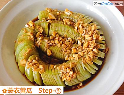 蓑衣黄瓜做法第五步骤