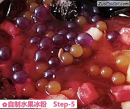 自制水果冰粉做法第五步骤