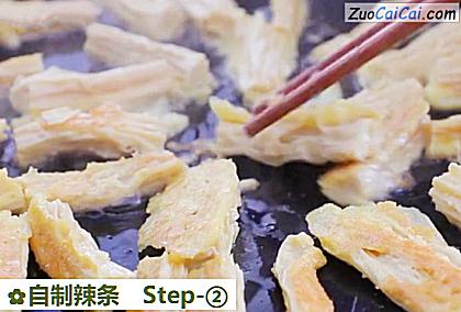 自制辣条做法第二步骤