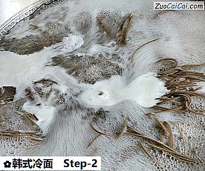韩式冷面做法第二步骤