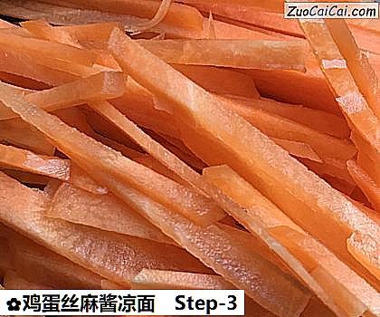 鸡蛋丝麻酱凉面做法第三步骤