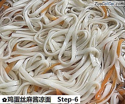 鸡蛋丝麻酱凉面做法第六步骤