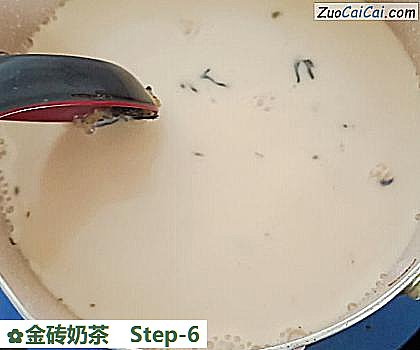 金砖奶茶做法第六步骤