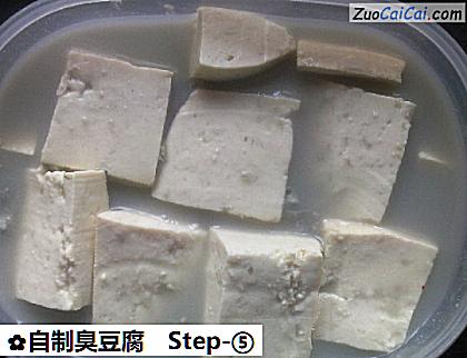 自制臭豆腐做法第五步骤