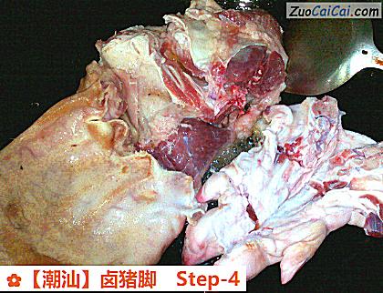 卤猪脚做法第四步骤