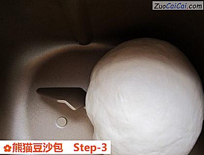 熊猫豆沙包做法第三步骤