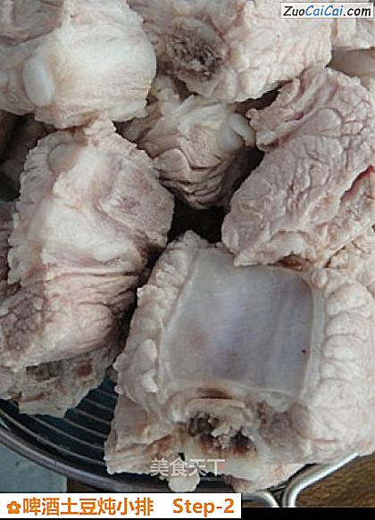 啤酒土豆炖小排做法第二步骤