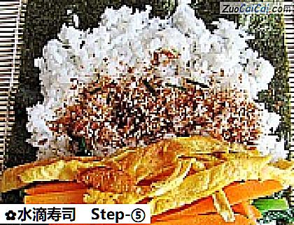 水滴寿司做法第五步骤