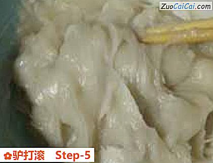 驴打滚做法第五步骤