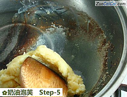 奶油泡芙做法第五步骤