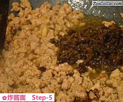 炸酱面做法第五步骤
