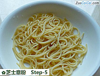 芝士意粉做法第五步骤