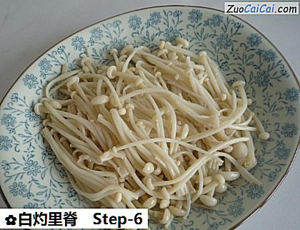 白灼里脊做法第六步骤