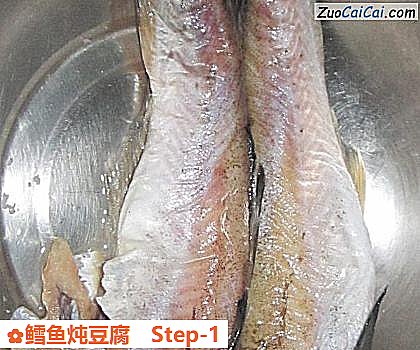 鳕鱼炖豆腐做法第一步骤