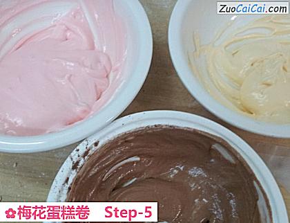 梅花蛋糕卷做法第五步骤