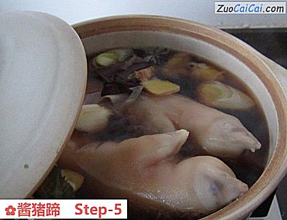 酱猪蹄做法第五步骤