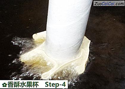 香酥水果杯做法第四步骤