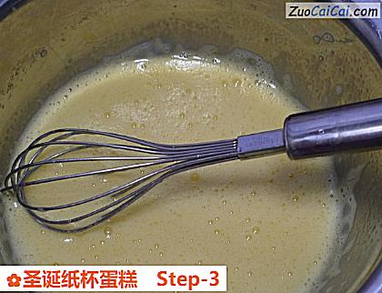 圣诞纸杯蛋糕做法第三步骤