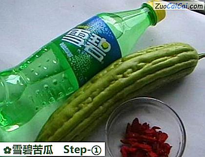 雪碧苦瓜做法第一步骤