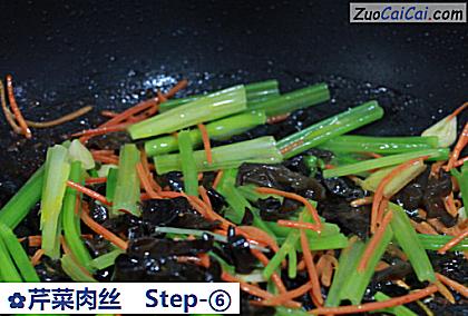 芹菜肉丝做法第六步骤