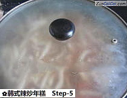 韩式辣炒年糕做法第五步骤