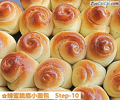 蜂蜜脆底小面包成品图1