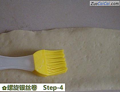 螺旋银丝卷做法第四步骤