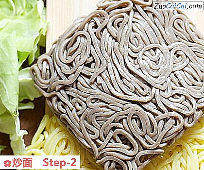 炒面做法第二步骤