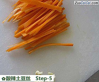 酸辣土豆丝做法第五步骤