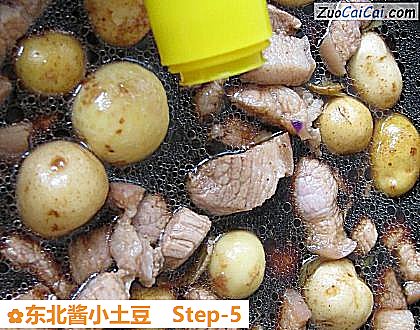 东北酱小土豆做法第五步骤