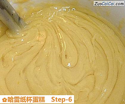 哈雷纸杯蛋糕做法第六步骤