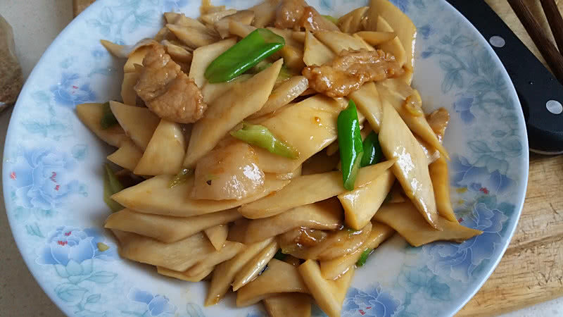 杏鲍菇炒肉丝cover-1