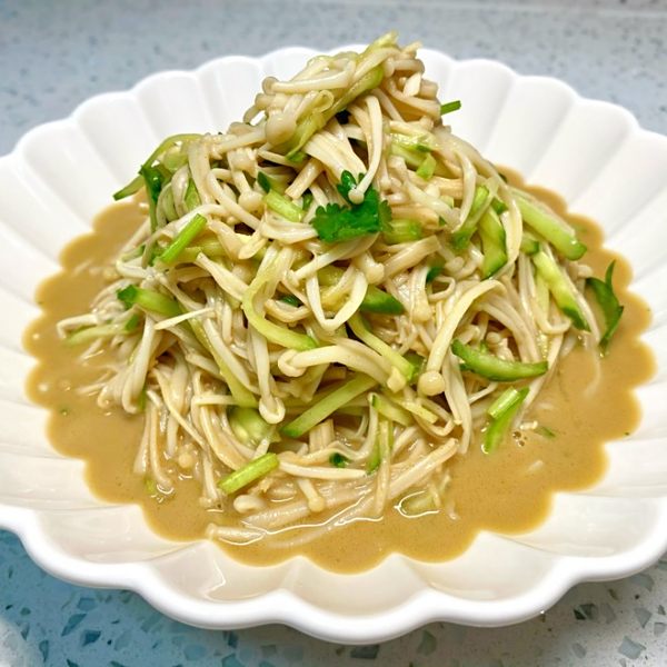 金针菇拌黄瓜cover-1