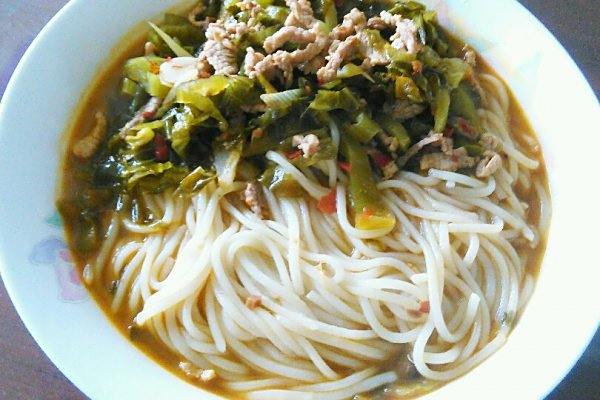 酸菜肉丝面cover-1