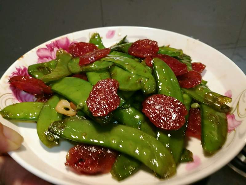 荷兰豆炒腊肠cover-1