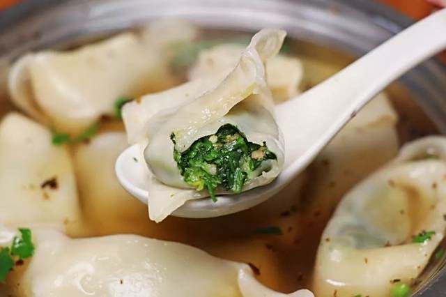 荠菜鲜肉馄饨cover-1