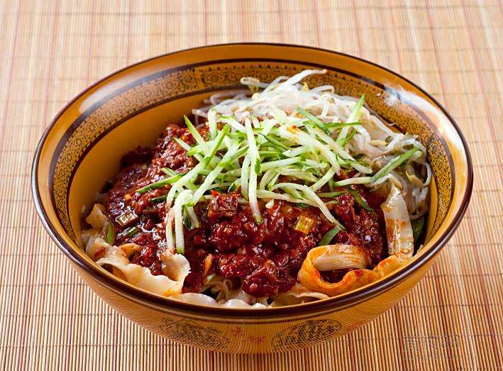 牛肉酱拌面cover-1