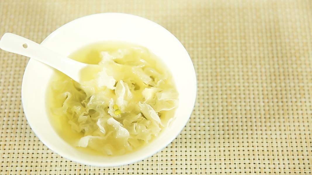 银耳绿豆汤cover-1