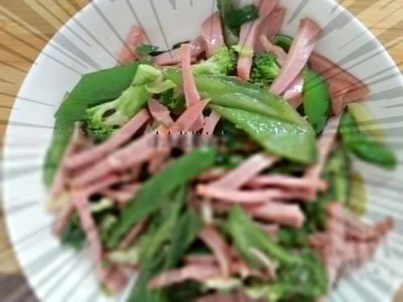 西兰花炒火腿肠cover-1
