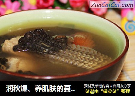 润秋燥、养肌肤的蔓越莓桃胶糖水