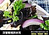 洋葱核桃拌木耳的做法