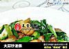 大蒜炒油条的做法