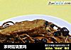 茶树菇烧素鸡的做法