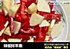辣椒拌苹果的做法