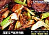 马家沟芹菜炒香肠的做法
