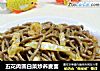 五花肉圆白菜炒荞麦面的做法