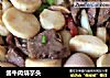 酱牛肉烧芋头的做法