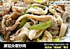 蘑菇尖椒炒肉的做法