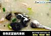 香香皮蛋猪肉条粥的做法