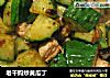 老干妈炒黄瓜丁的做法